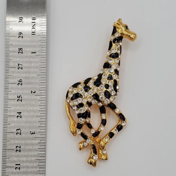 Vintage Giraffe Brooch Gold Pin Rhinestone
Enamel Large Animal Jewelry Gift. - Picture 2 of 4